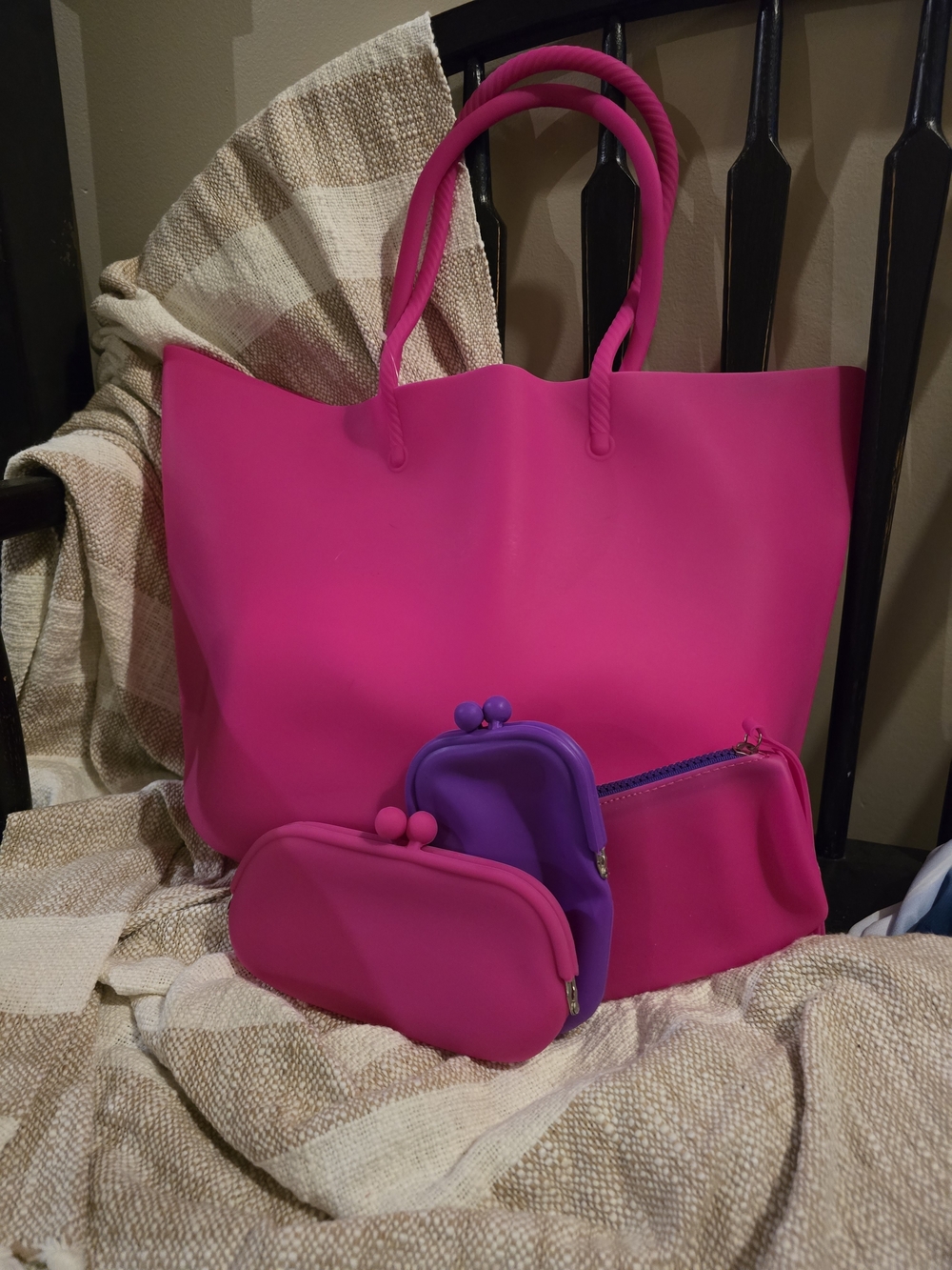 🌸 4pc Pink Women's Tote Bag with Matching Pouches